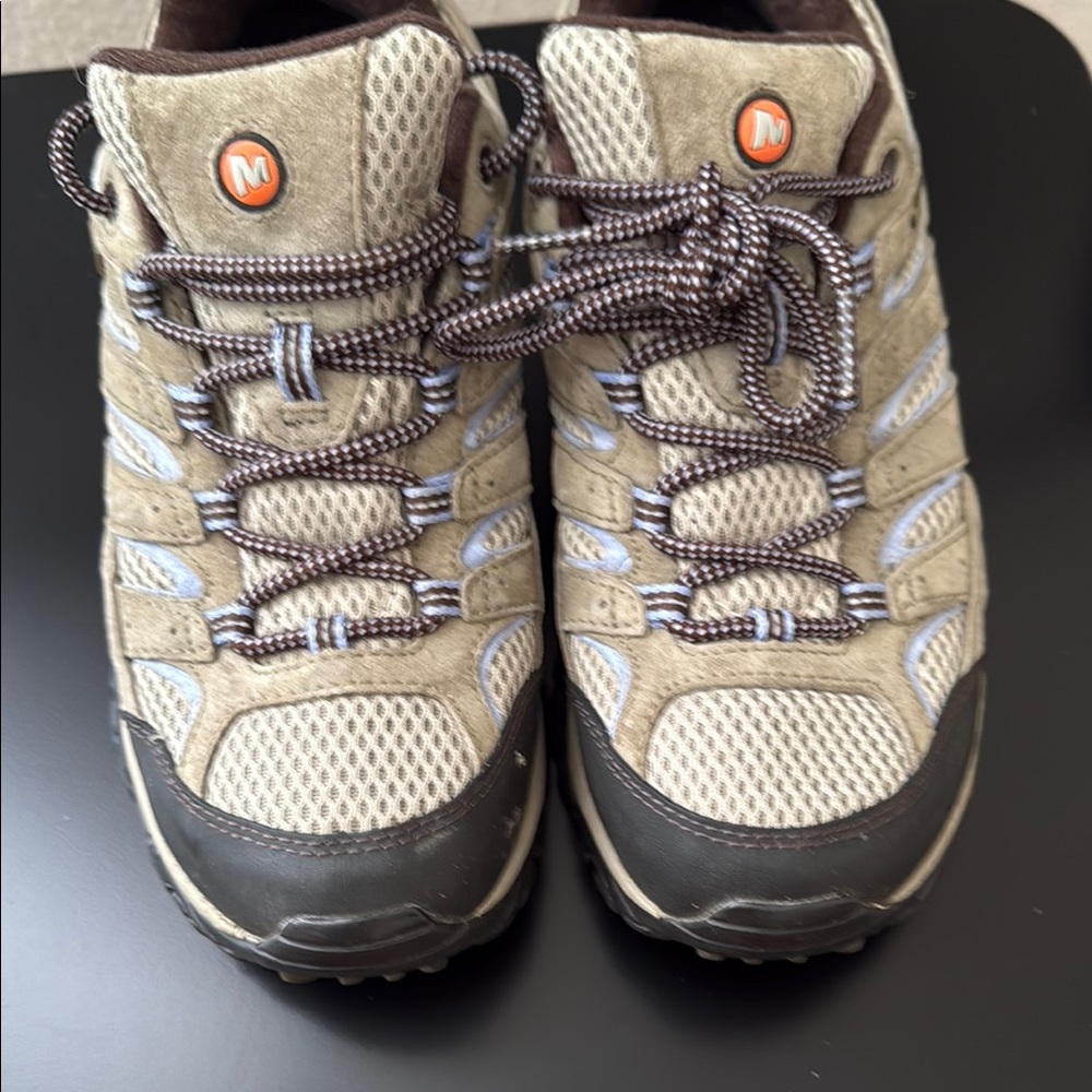 Womens Hiking Shoes - Tan with light blue trim and vibram soles